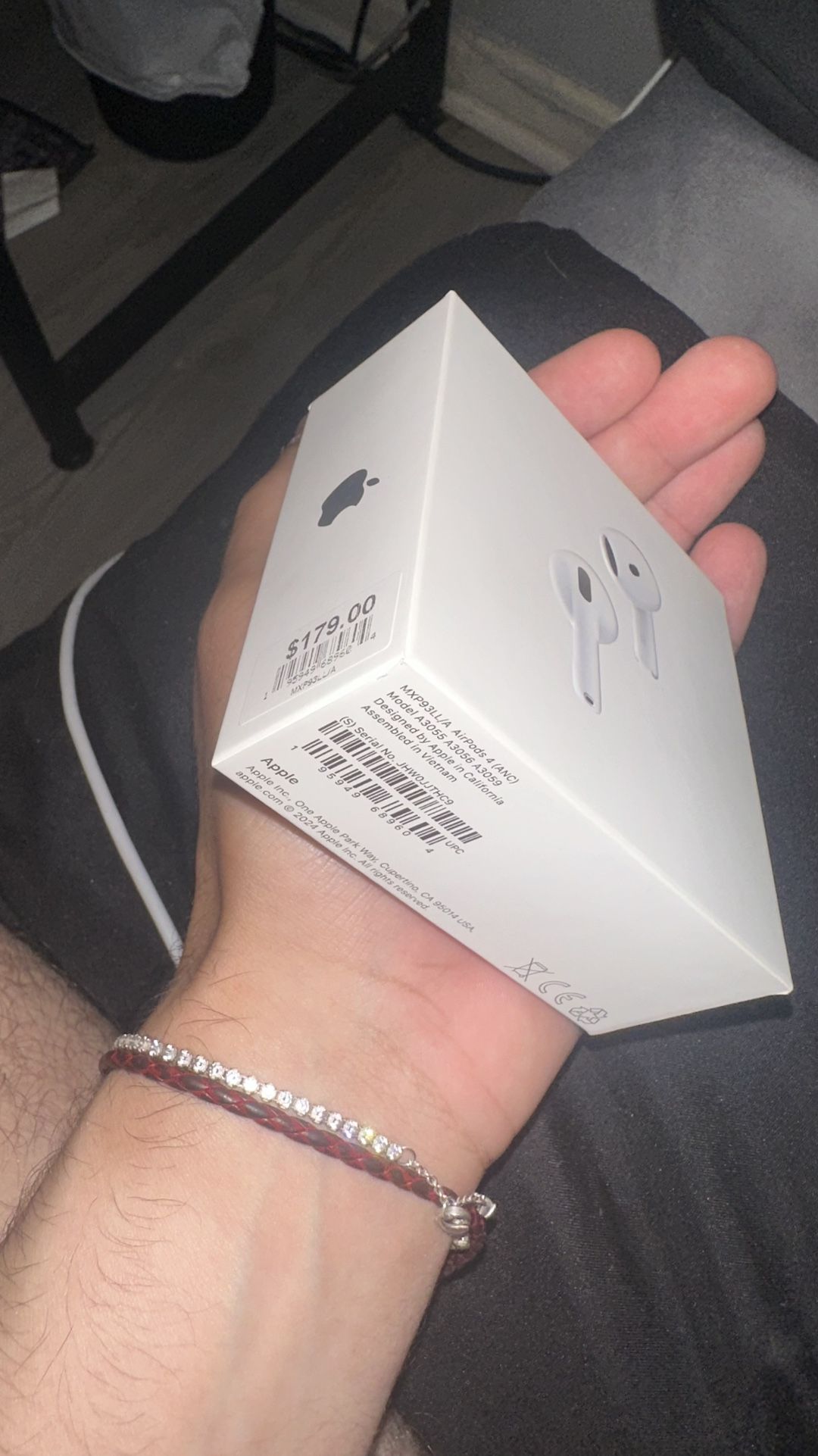 AirPod 4