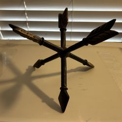 Decorative Iron Arrow Art Piece Paperweight