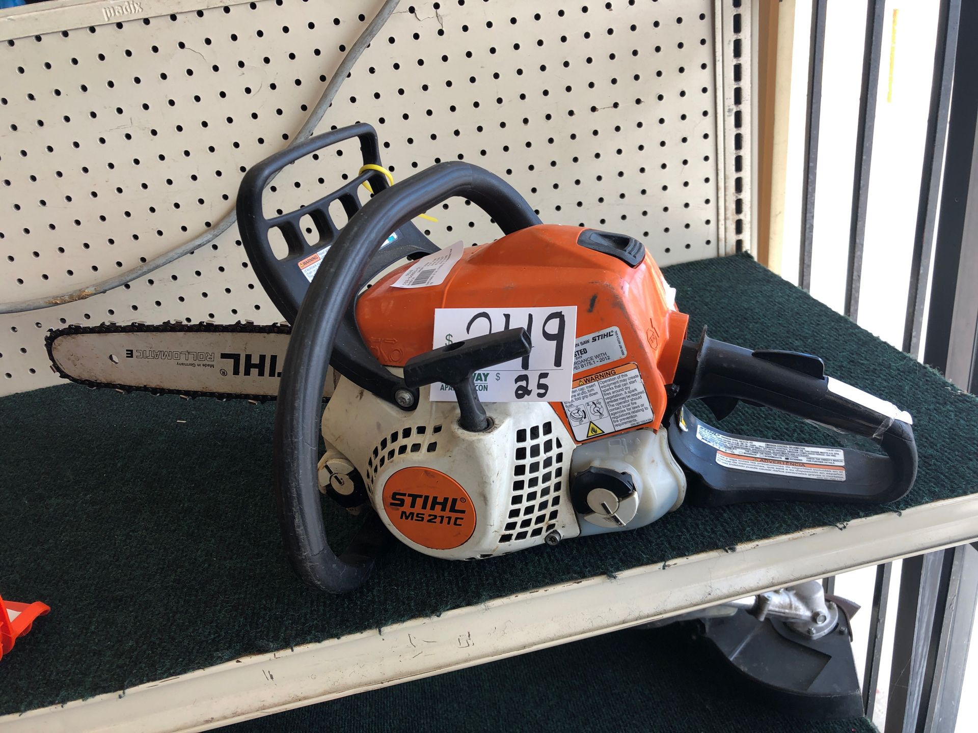 Stihl Ms211c chainsaw