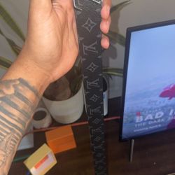 Lv Belt
