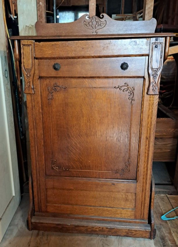 Beautiful Antique Twin Murphy Cabinet Bed