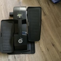 CUBI under desk Elliptical 