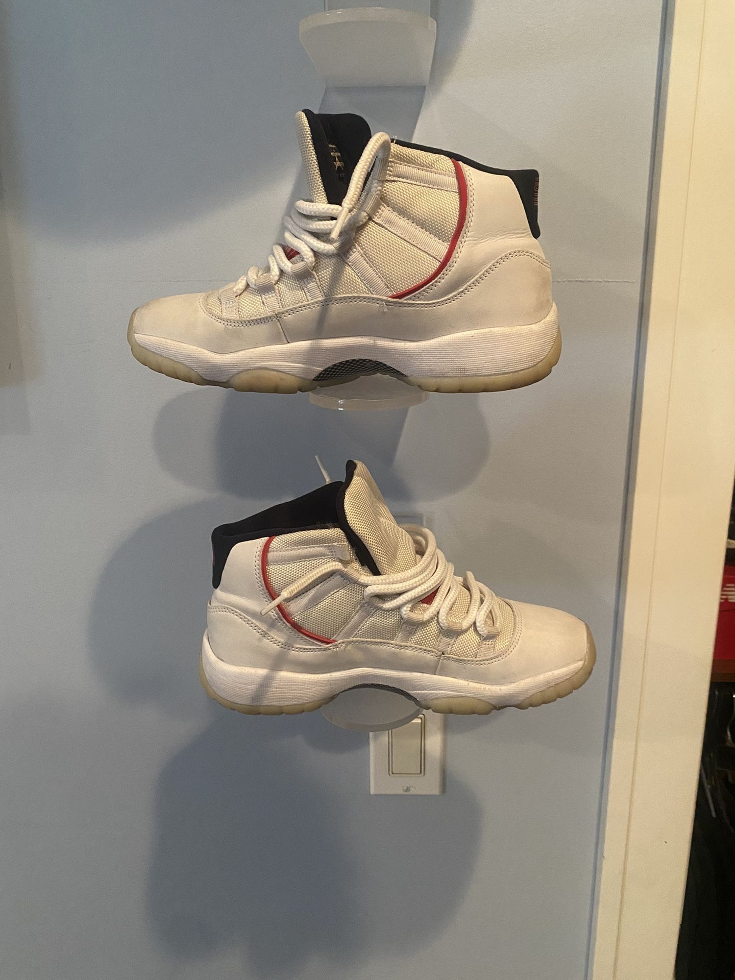 Jordan 11 Retro Platinum Tint