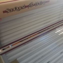 Sunquest Tanning bed 