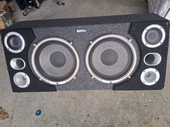 Electra speaker box with 2 -10 inch woofers