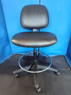 $40 each firm, Yes, It's Available, 2 Available, Cramer Stool chair, Model RPMM2 Rhino Plus Med BLK, Excellent Condition,  office stool