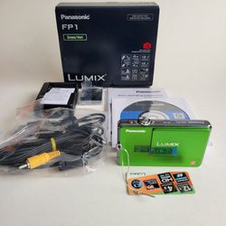 Panasonic Lumix DMC-FP1 Digital Camera Green/Vert 12.1 mp 4x Optical Zoom New