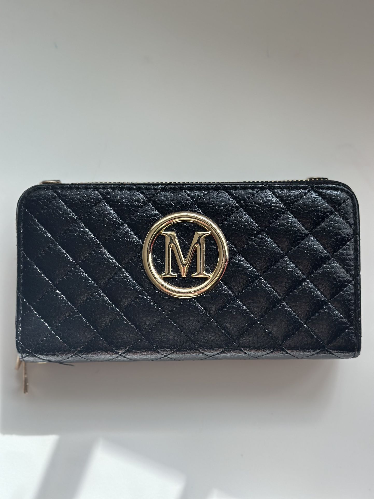 Brand New Quilted Wallet – Stylish & Practical!