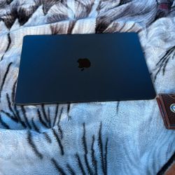 Macbook air 15 inch m4 256 gb