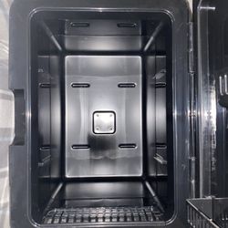 Small Frigidaire 6 Can Fridge