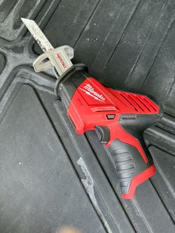 Milwaukee M2 Hackzaw (2420-20)