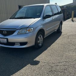 2002 Mazda MPV