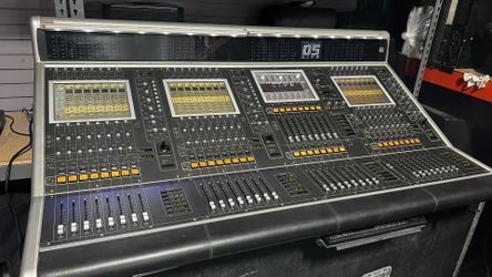 Digico D5 live Console