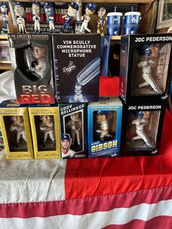 Dodgers bobble heads for trade
