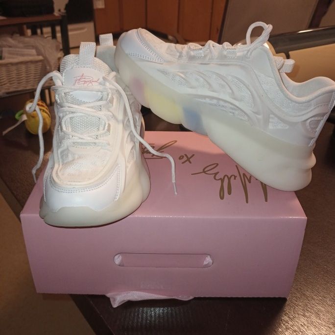 Montana Millz Sneakers