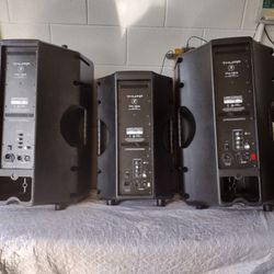 Mackie Powered Speakers