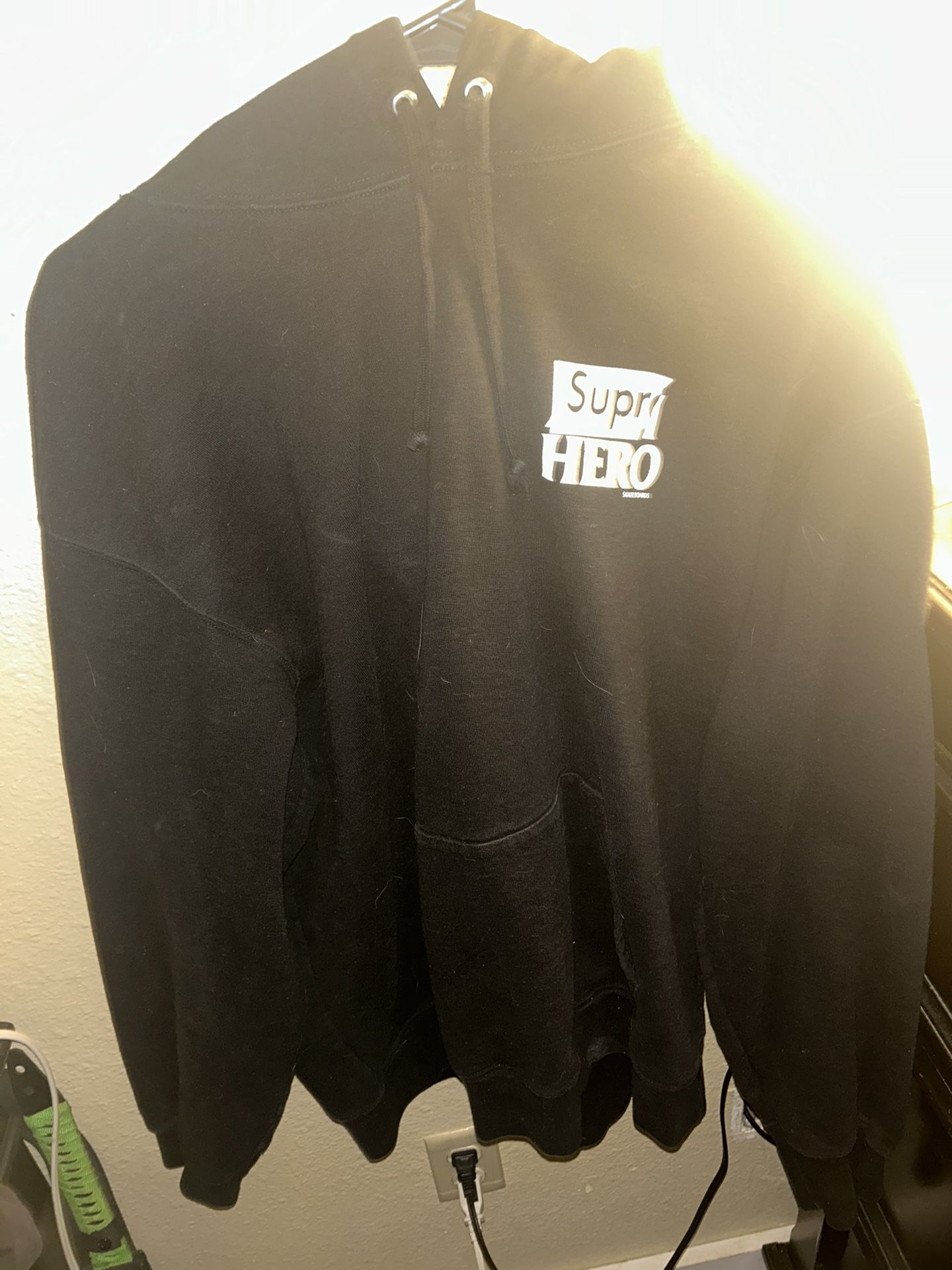 Supreme Anti Hero Hoodie Large