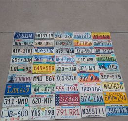 Old plates decorations