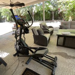 Nautilus E616  Elliptical Highly Discounted 