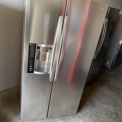 Refrigerator LG Side By Side Stainless Steel