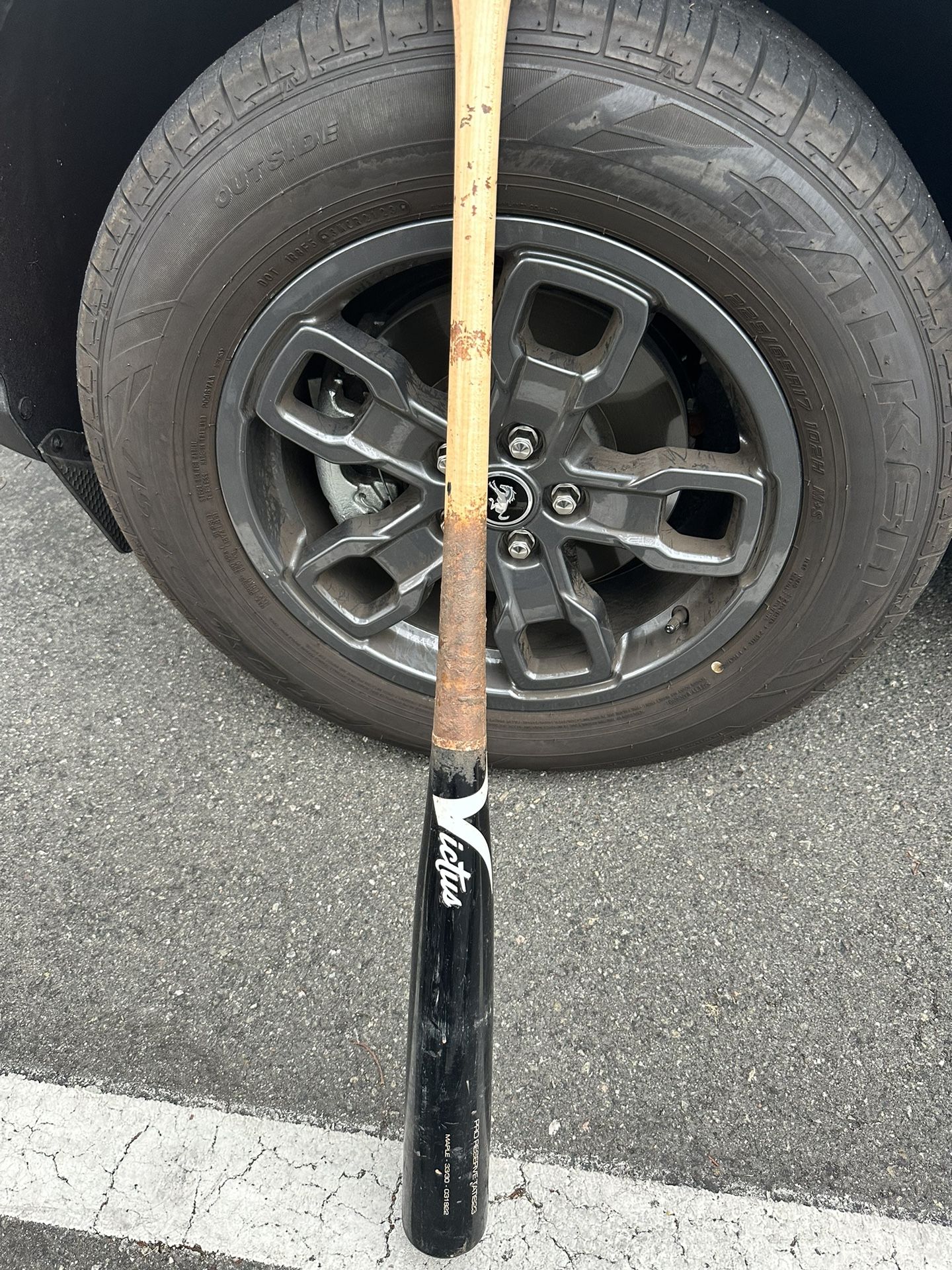 Victus Wood Bats for Sale in Santa Ana, CA OfferUp