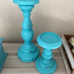 Wooden Pair Candle Holders Pretty Turquoise 