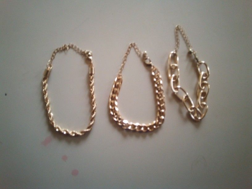 3 Anklets