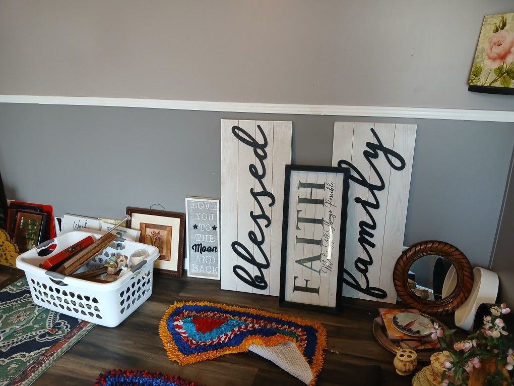 Vases , Frames, Chineese Decor