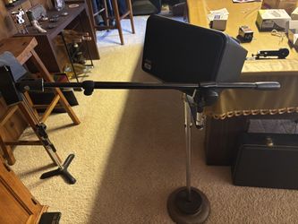 Peavy speakers and sound system with microphone