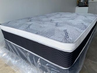 Cal King Euro Bamboo Pillow Top Mattress!•••