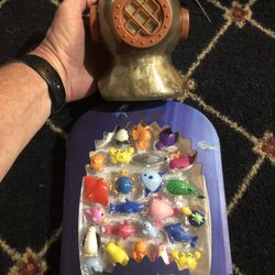 25 count under the Sea 3-D erasers and slime