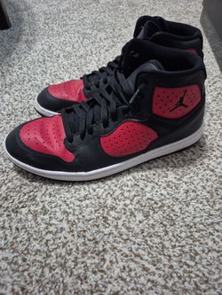 Air Jordan Mid-Top Sneakers Black Red