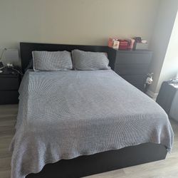 Ikea Queen Sized Bed With Nectar Mattress And Built İn Storage
