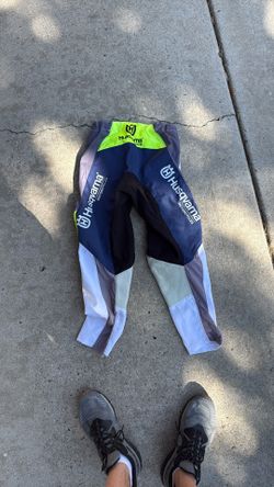 Husqvarna MX Pants Youth Size 26 L