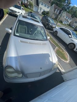 Selling my 2003 Mercedes-Benz C320 with only 92,637 original miles.