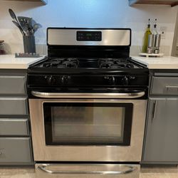 Used and In Great Condition Gas stove 