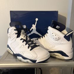 Jordan 6 White/ Midnight Navy Size 10.5