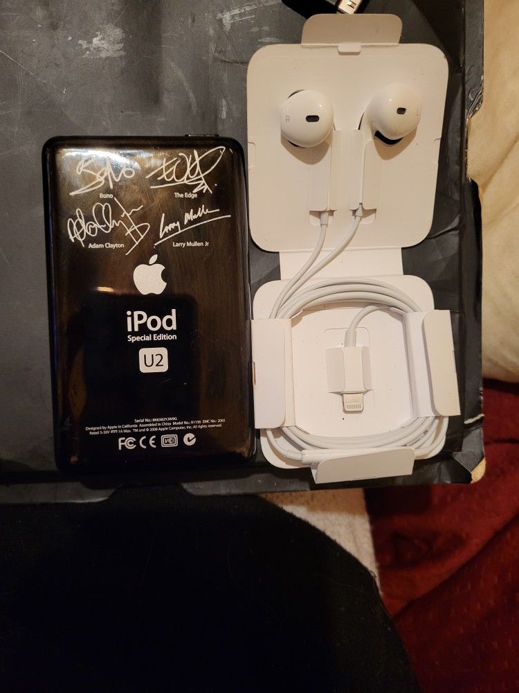 Apple iPod Vintage U2 Special Edition Black/Red (20 GB)