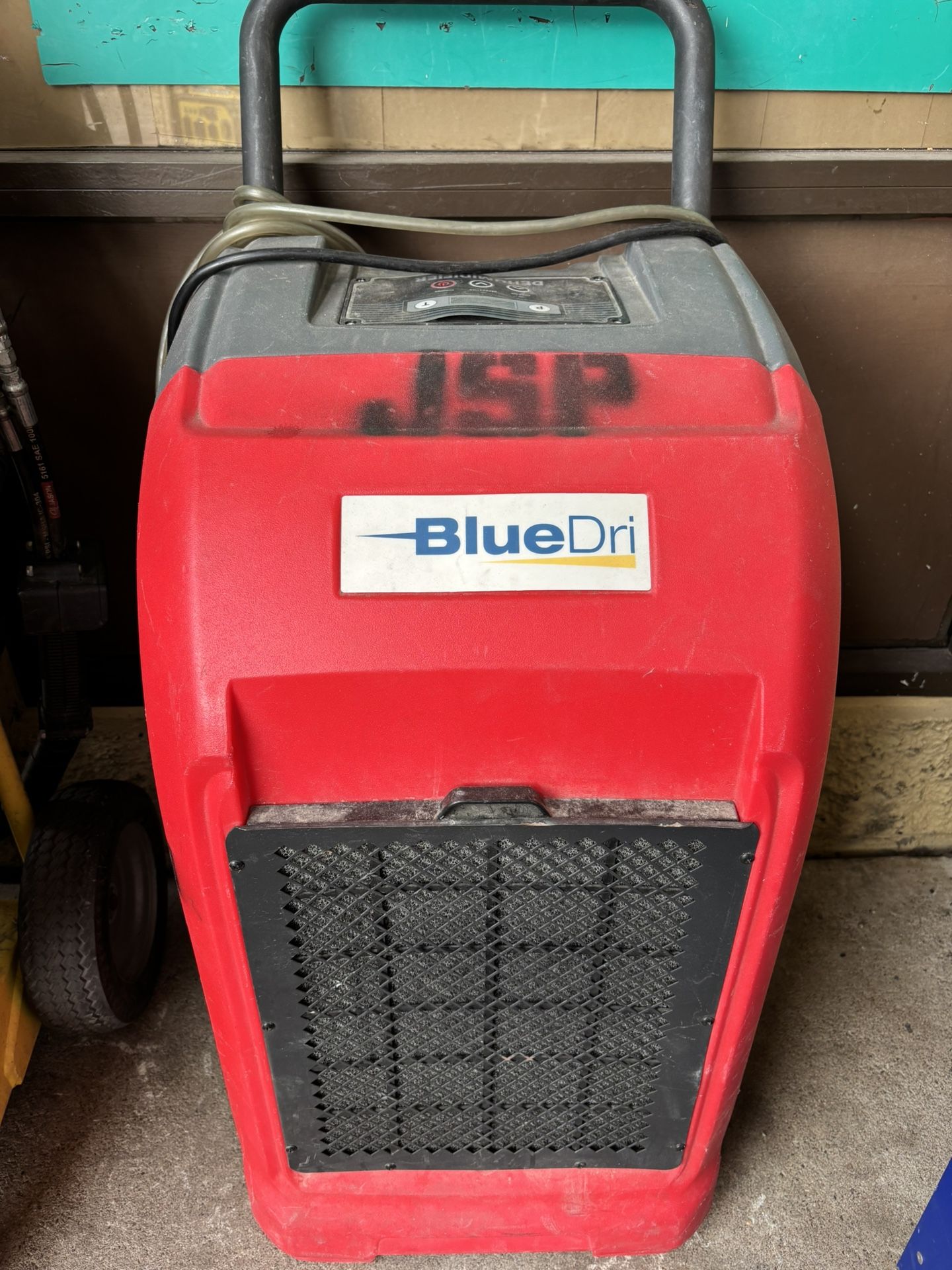bluedri dehumidifier Great Condition