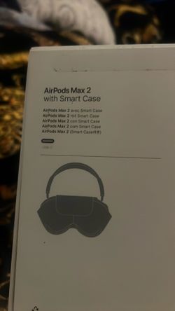 AirPod Max 2 with Smart Case