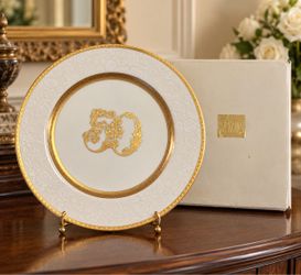 Like NEW Mikasa 50th GOLDEN ANNIVERSARY Plate IN BOX