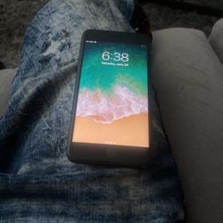 iPhone 8