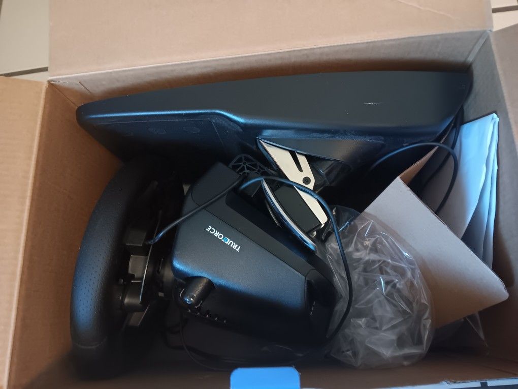 Racing Wheels And Pedals