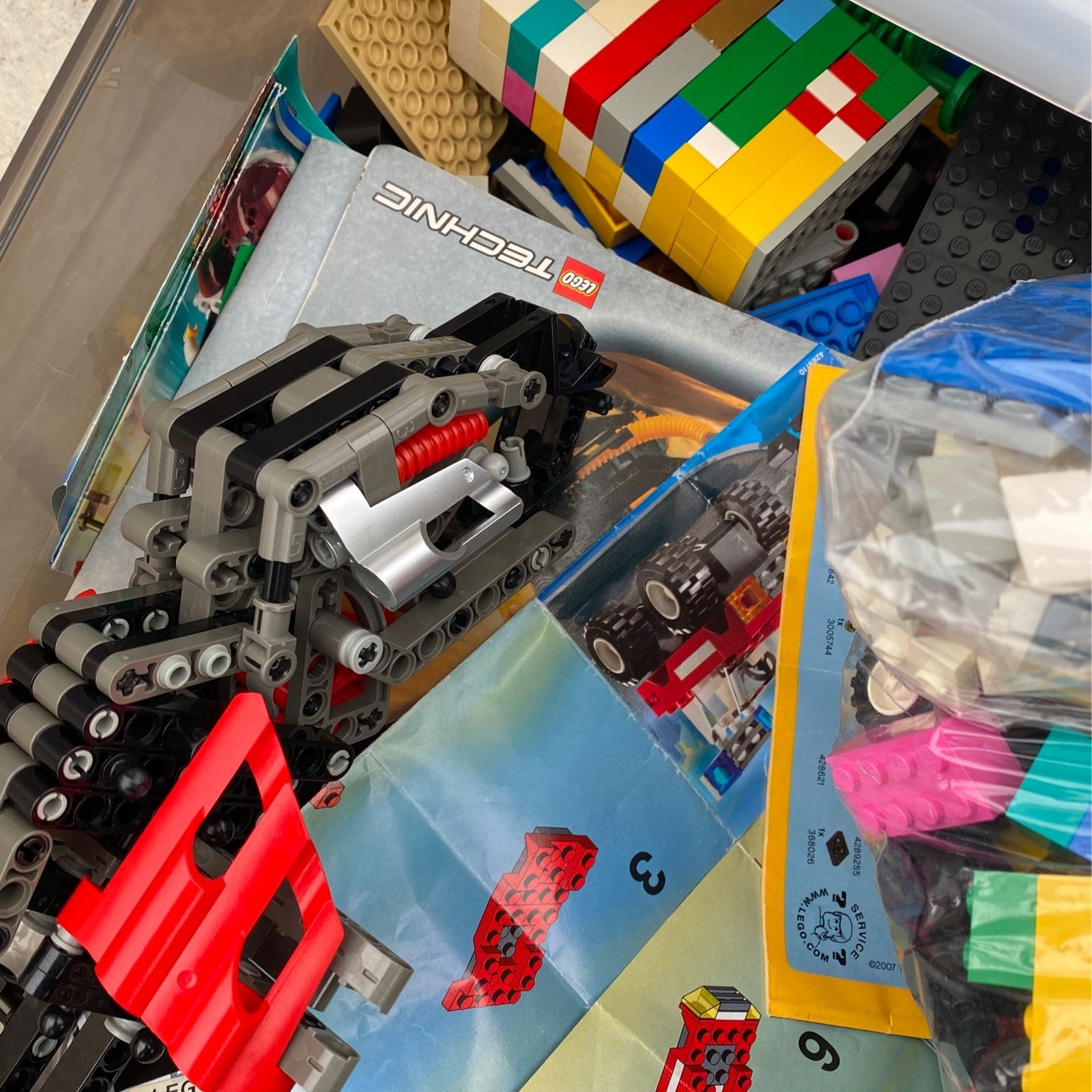 Mega Pokémon Lego for Sale in Los Angeles, CA - OfferUp