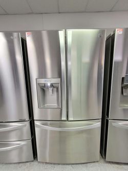 Kenmore Elite French Door Fridge – Stainless, Ice & Water Dispenser
