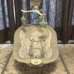 Graco Baby Swing 