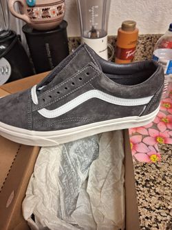 Grey Pig Suede Men's Size 7 & half Women's 9 