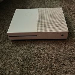 Xbox One S With Pro Controller And Headset (controller Brand New)