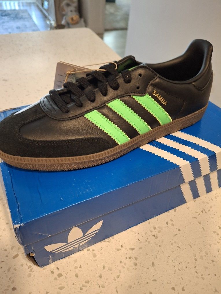 New Adidas Samba Sz 8 Mens/9 Wmns