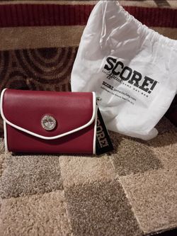 Score purses